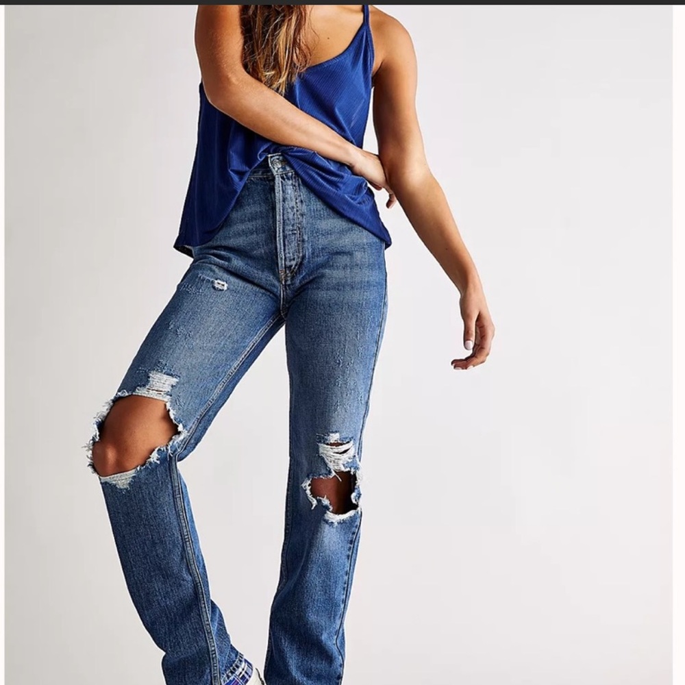 Women’s Distressed Ripped Knee Button Fly Jeans Sz 00